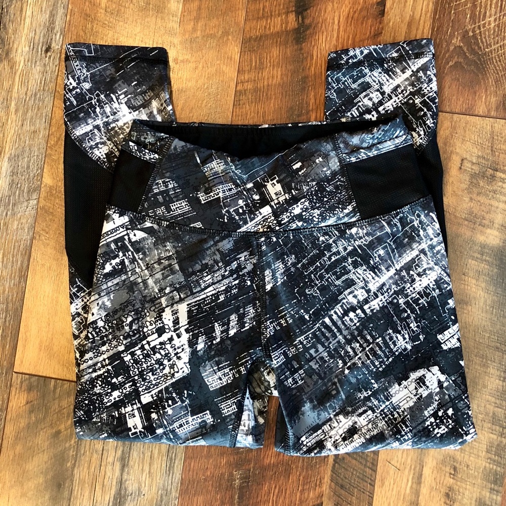 RBX Graphic Capri Workout Leggings with Pockets